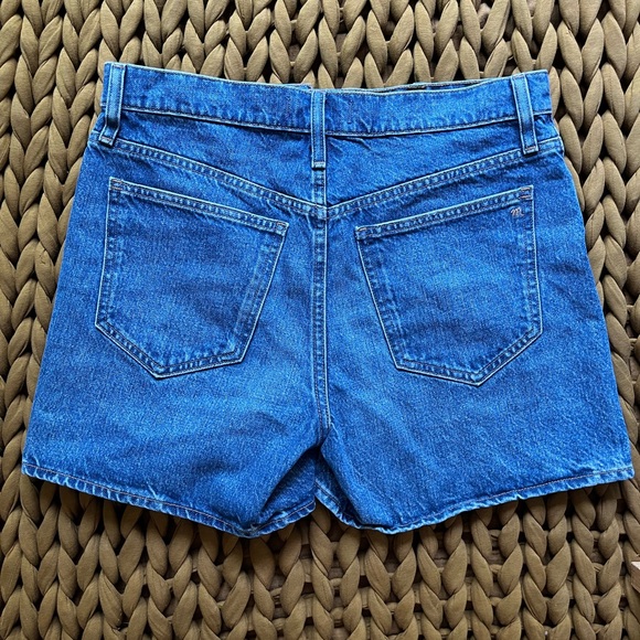 NWOT! Madewell Relaxed Mid-Length Denim Shorts in Kimbrough Wash - Picture 5 of 5
